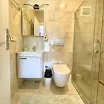 Quarto em Acomodações Particulares Airport